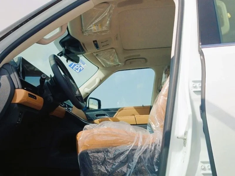 2025 Infiniti QX80 3.5L 6 Cylinders Engine Petrol SENSORY White Tan SUV