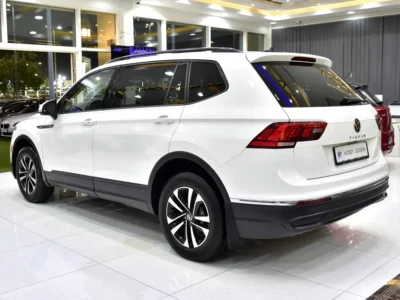 2024 Volkswagen Tiguan 4MOTION 4 Cylinders Engine White Black Crossover