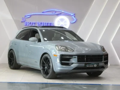 2025 Porsche Cayenne GTS 4.0L Twin-Turbo V8 Grey White SUV