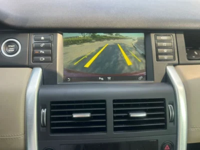 2019 Land Rover Discovery 4 Cylinders Engine Red Beige SUV GCC Specs