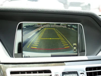 2013 Mercedes-Benz E-Class E400 6 Cylinders Engine Silver Black Immaculate Condition