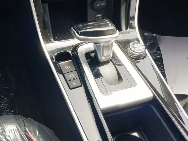 2024 Kia Seltos 1.5 Liter 4 Cylinders Petrol Engine Grey Black SUV