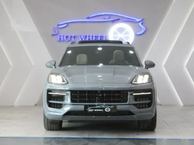 2025 Porsche Cayenne GTS 4.0L Twin-Turbo V8 Grey White SUV