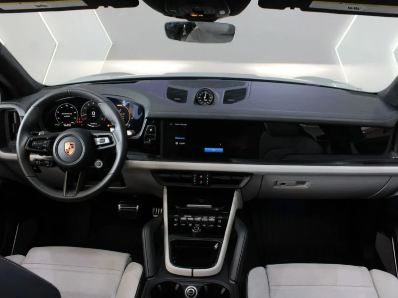 2025 Porsche Cayenne GTS 4.0L Twin-Turbo V8 Grey White SUV
