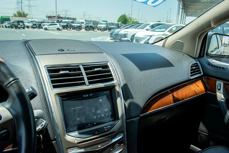 2011 Lincoln MKX Luxury 6 Cylinders Engine Black SUV Well-Maintained Car