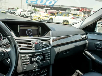 2009 Mercedes-Benz E-Class E 350 6 Cylinders Engine Silver Black Immaculate Condition