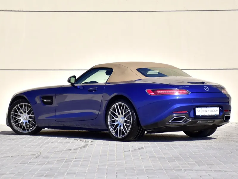 2018 Mercedes-Benz AMG GT 8 Cylinders Engine Blue Beige Convertible GCC Specs