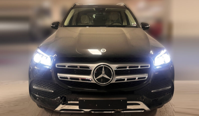 2024 Mercedes-Benz GLS 450 3.0 L inline-6 Turbocharged Black Beige SUV