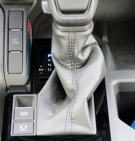 2025 Toyota Prado Other 2.4 litres 4 Cylinders Engine Petrol Black SUV