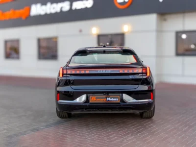 2024 Zeekr 001 Other White Black Sedan Electric Car 550 - 650 KM GCC Specs