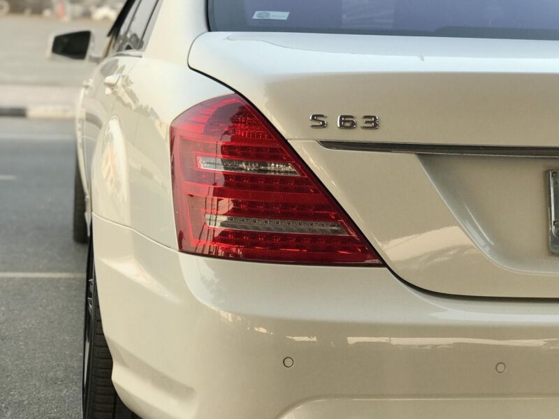 2010 Mercedes-Benz S63L AMG 6.2 liters V8 Engine White Beige Sedan