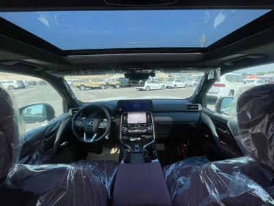 2025 Lexus LX 700h Signature 3.5L 6 Cylinder Engine HYBRID Green Red SUV