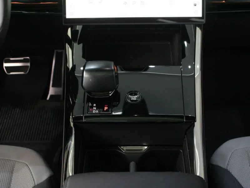 2025 Land Rover Range Rover Sport SV EDITION 4.4L Twin-Turbocharged V8 Black Grey SUV