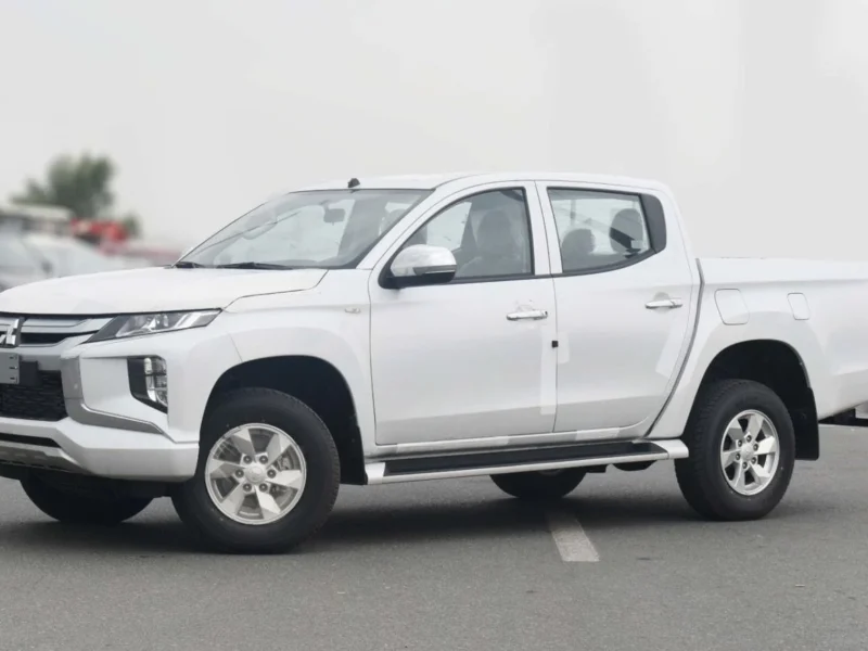 2022 Mitsubishi L200 GLX 2.5 Liters 4 Cylinders Engine Silver Grey Pick Up Truck