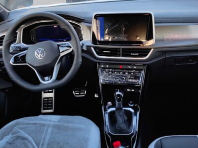 2025 VOLKSWAGEN T-ROC R LINE 300 TSI 1.5L 4 Cylinders Engine White Black SUV