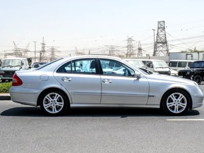 2008 Mercedes-Benz E-Class E 350 6 Cylinders Engine Silver Black Sedan