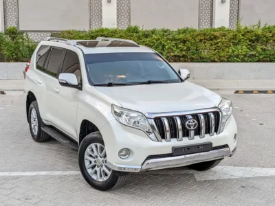 2017 TOYOTA PRADO VXR V4 2.7L GCC Specs FULL OPTION White Brown SUV