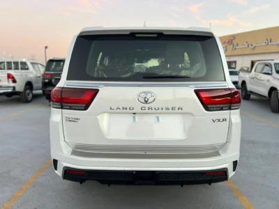 2025 Toyota Land Cruiser VXR 3.3L 6 Cylinder Engine Diesel White Red SUV