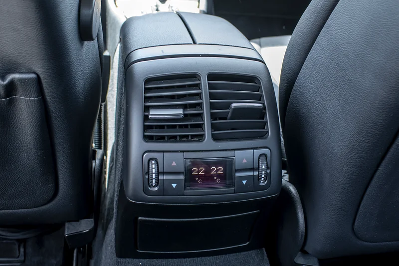 2008 Mercedes-Benz E-Class E 350 6 Cylinders Engine Silver Black Sedan