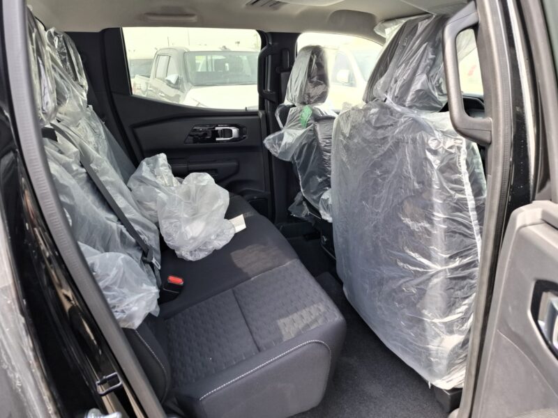 2025 Mitsubishi L200 2.4L 4 Cylinders Engine MT DC Black Petrol Black Truck