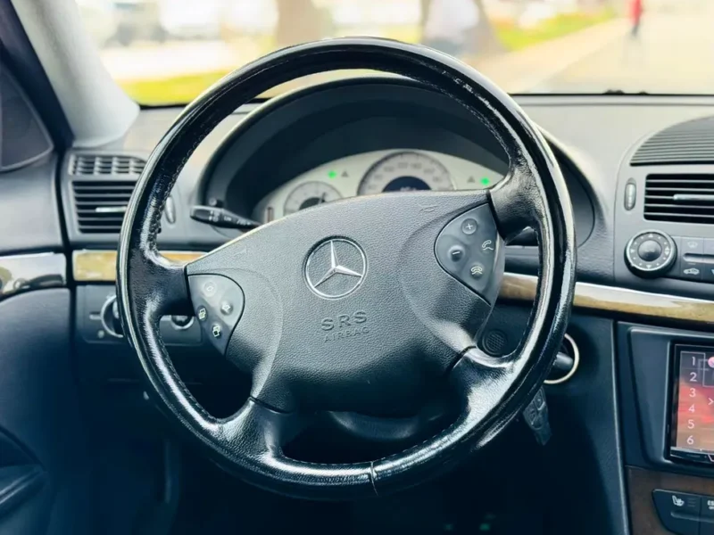 2002 Mercedes-Benz E-Class E 320 6 Cylinders Engine White Black Sedan Clean Title