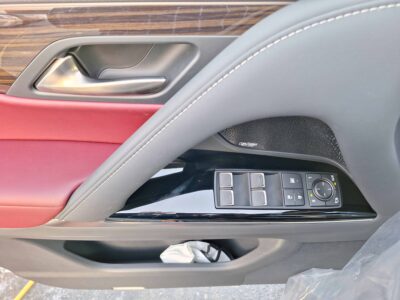 2023 Lexus LX600 3.5-liter V6 Four Cam 24-valve Black Red SUVPetrol