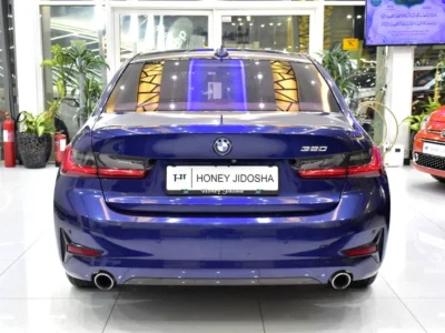 2020 BMW 3-Series 320i 4 Cylinders Engine Blue Beige Sedan