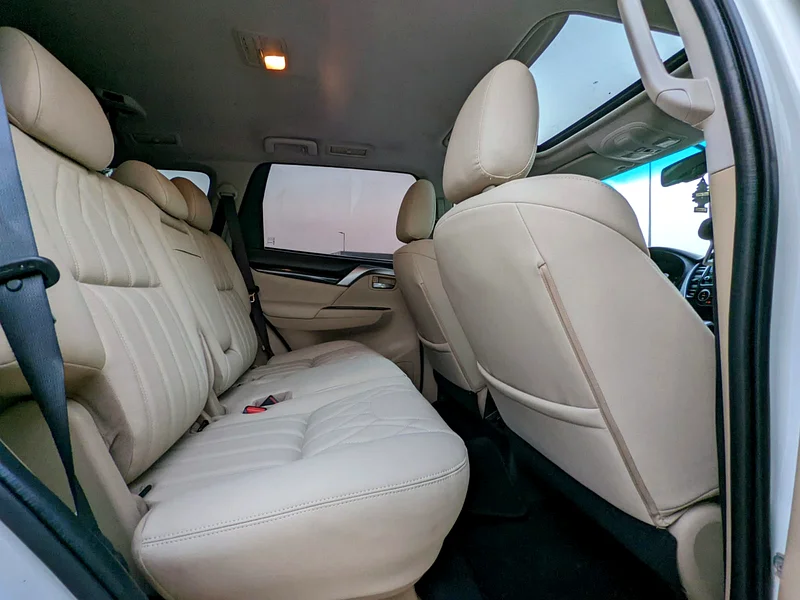 2019 Mitsubishi Montero Sport GLS 4WD Premium 6 Cylinders Engine White Beige SUV