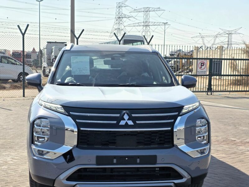 2026 Mitsubishi Outlander P-Line 2.5L DOHC Direct Injection 4-Cylinder Grey Brown Petrol