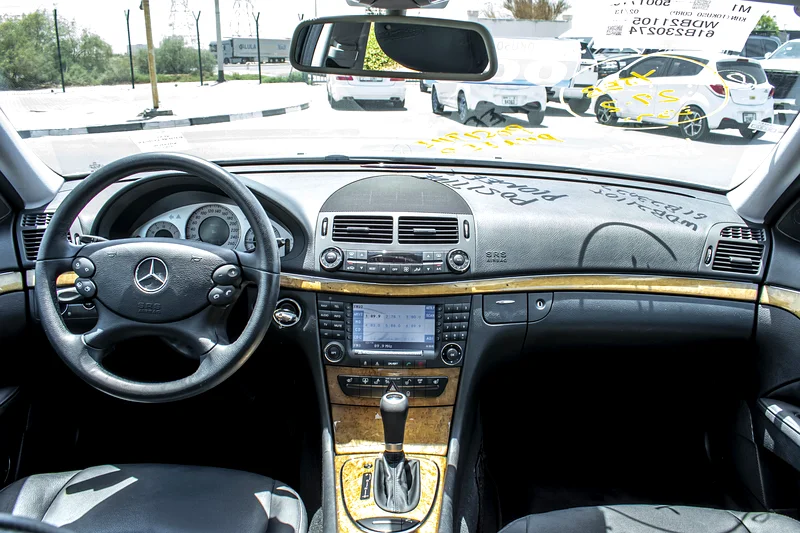 2008 Mercedes-Benz E-Class E 350 6 Cylinders Engine Silver Black Sedan