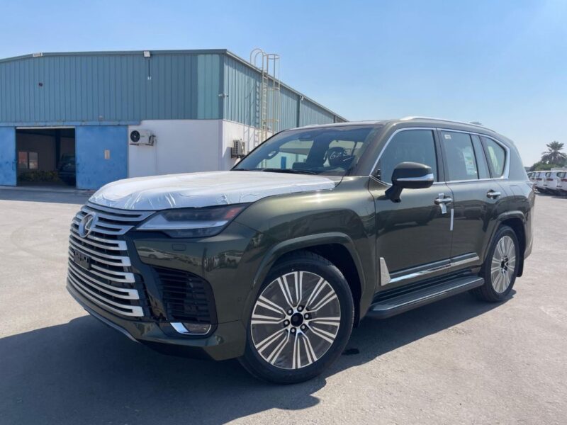 2025 Lexus LX 700h Signature 3.5L 6 Cylinder Engine HYBRID Green Red SUV