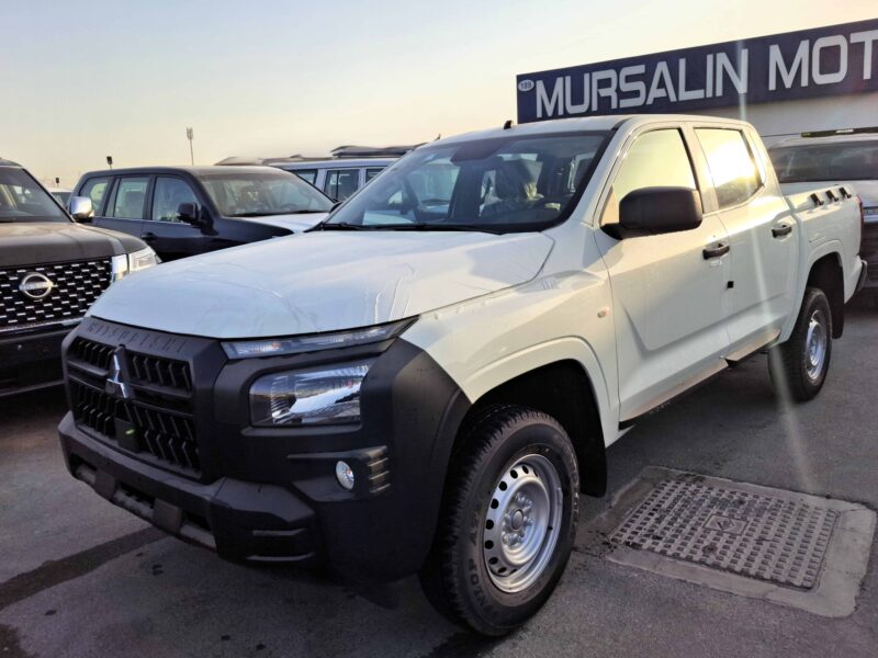 2025 Mitsubishi L200 2.4L 4 Cylinders Engine MT DC White Black Petrol Black Truck