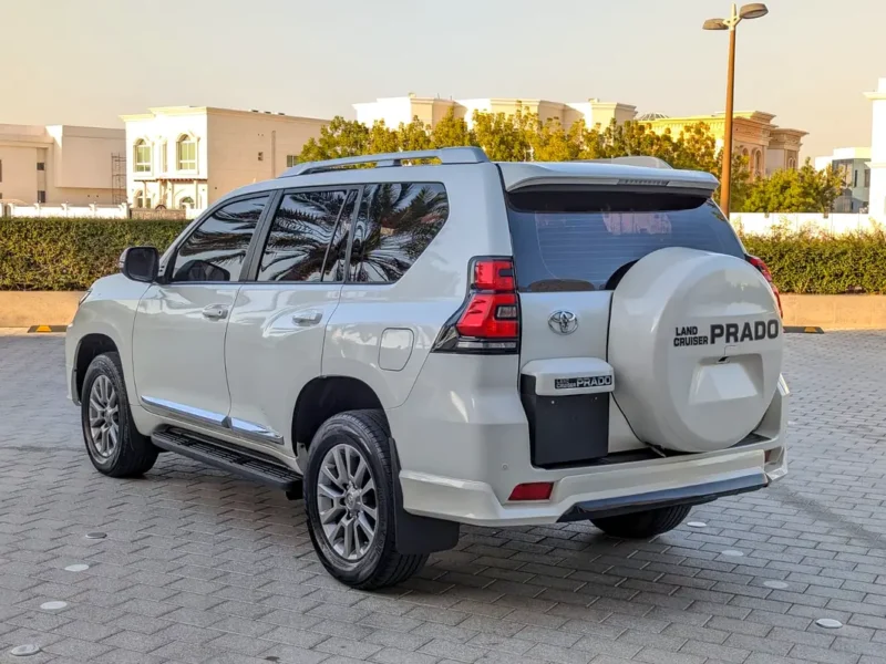 2018 Toyota Prado GXR FULL OPTION GCC Specs V6 4.0L White Beige SUV