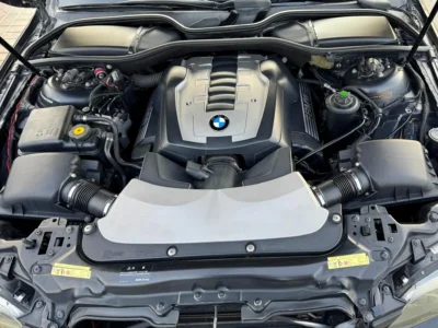 2007 BMW 7-Series 750i 8 Cylinders Engine Black Beige Sedan Neat and Clean Car