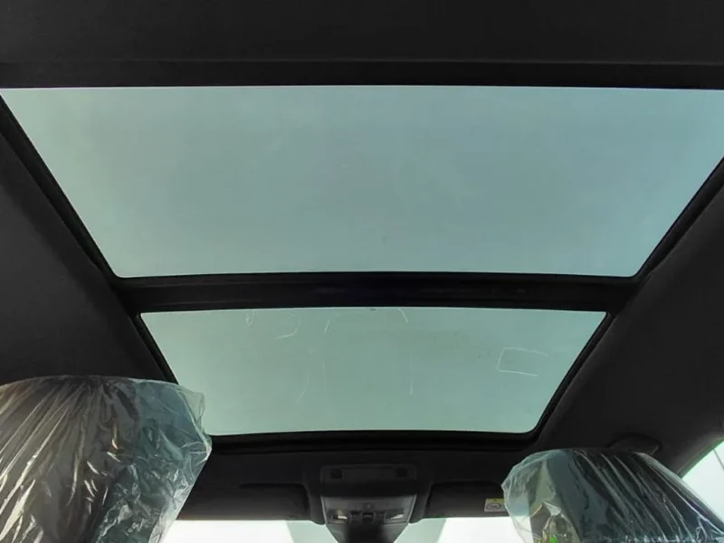 2025 VOLKSWAGEN T-ROC R LINE 300 TSI 1.5L 4 Cylinders Engine White Black SUV