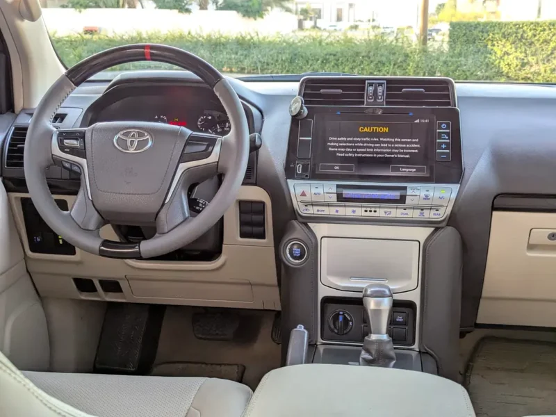 2018 Toyota Prado GXR FULL OPTION GCC Specs V6 4.0L White Beige SUV