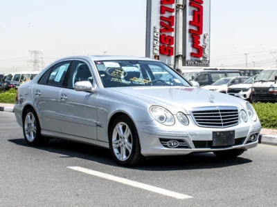 2008 Mercedes-Benz E-Class E 350 6 Cylinders Engine Silver Black Sedan