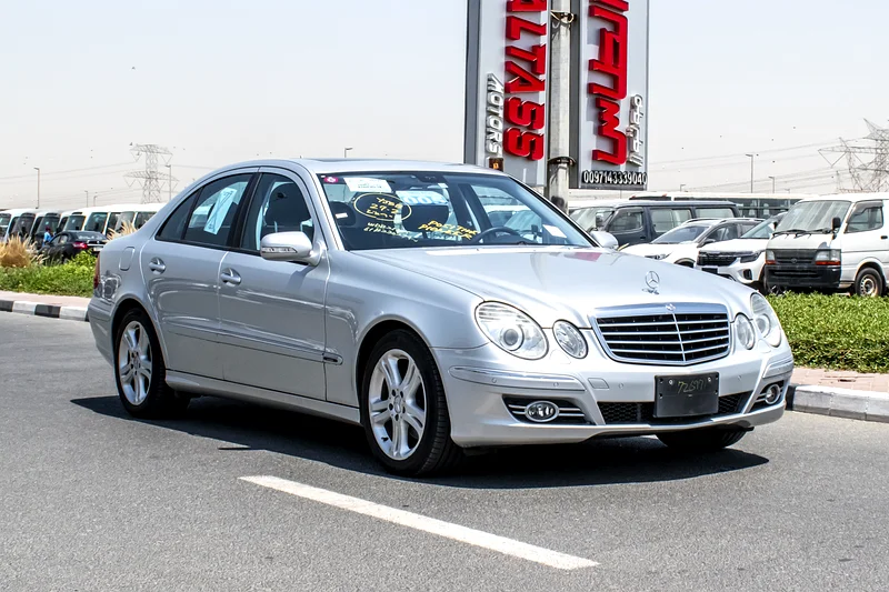 2008 Mercedes-Benz E-Class E 350 6 Cylinders Engine Silver Black Sedan