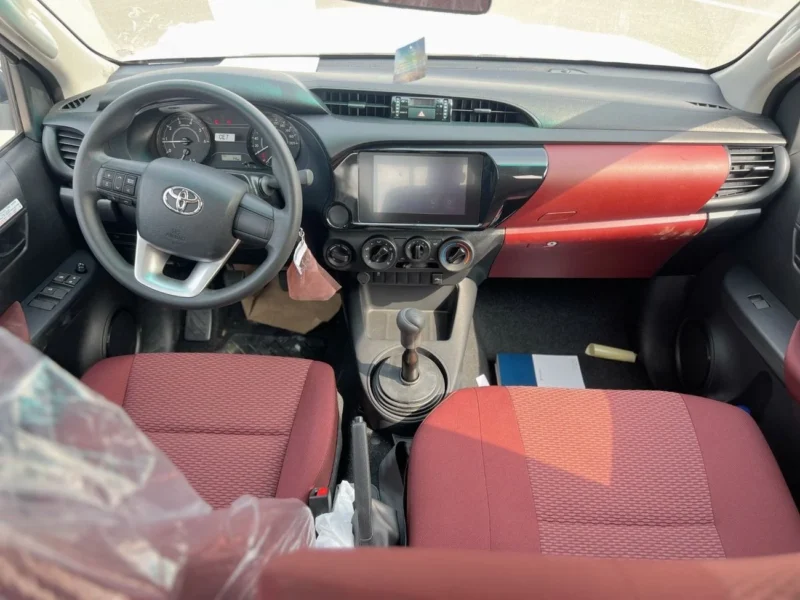 2026 Toyota Hilux 2.4 L 4 Cylinders Engine White Red Pick Up Truck