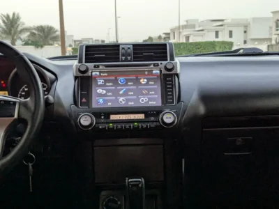 2017 TOYOTA PRADO VXR V4 2.7L GCC Specs FULL OPTION White Brown SUV