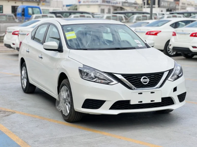 2025 NISSAN SYLPHY FWD 1.6L 4 Cylinders Engine White Black Sedan