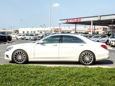 2015 Mercedes-Benz S-Class S 500l 8 Cylinders Petrol Engine White Black Sedan