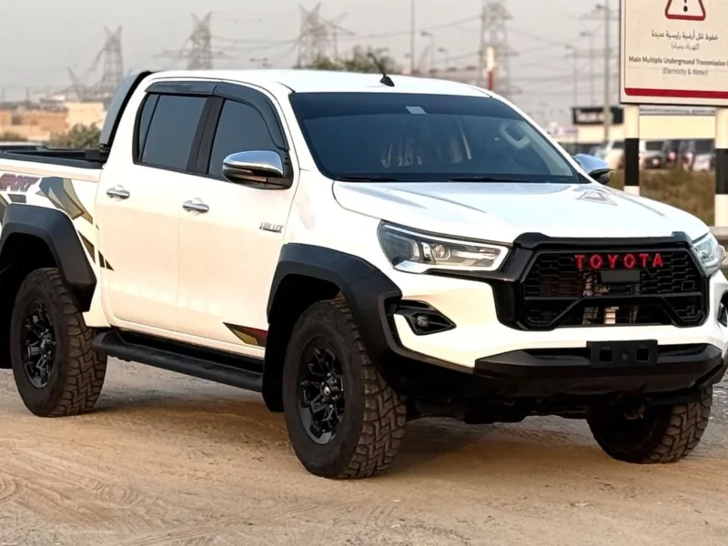 2022 Toyota Hilux GLX 2.7L 4 Cylinders Engine Double Cab Utility A/T White Red