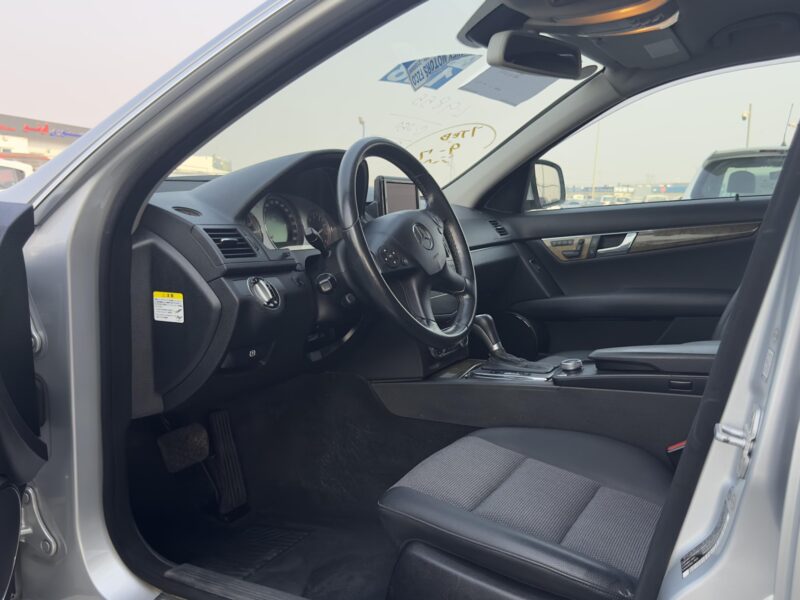 2008 Mercedes-Benz C250 6 Cylinders Engine Petrol Silver Black Sedan