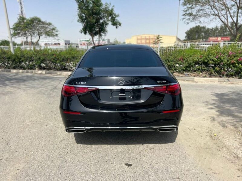 2023 Mercedes-Benz S 580 8 Cylinders Engine Black Beige Sedan AWD