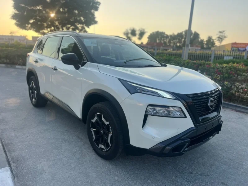 2024 Nissan X-Trail N Trek 2.5 Liter 4 Cylinders Engine White Black SUV AWD