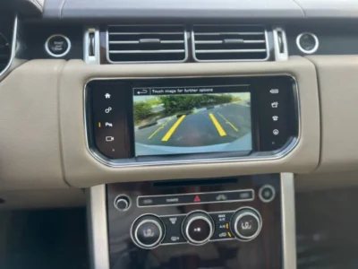 2016 Land Rover Range Rover Vogue HSE V8 White Beige SUV GCC Specs