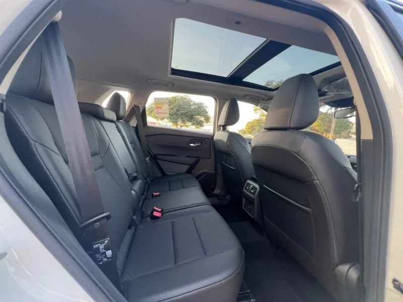 2024 Nissan X-Trail N Trek 2.5 Liter 4 Cylinders Engine White Black SUV AWD