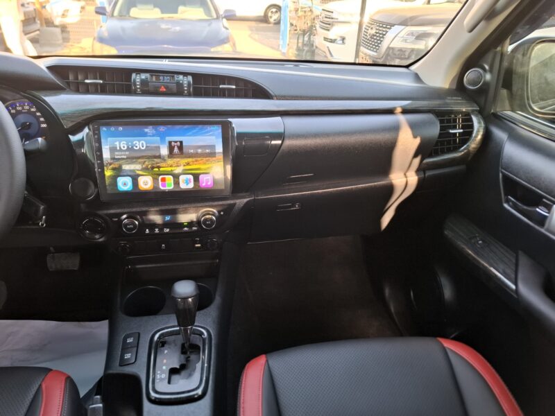 2017 Toyota Hilux Revo GR 2.7L 4-CYLINDER AT Black Pick Up Truck Petrol