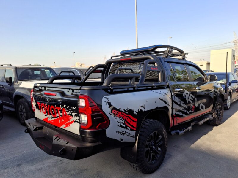 2017 Toyota Hilux Revo GR 2.7L 4-CYLINDER AT Black Pick Up Truck Petrol